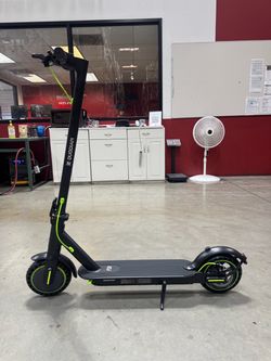 Electric scooter
