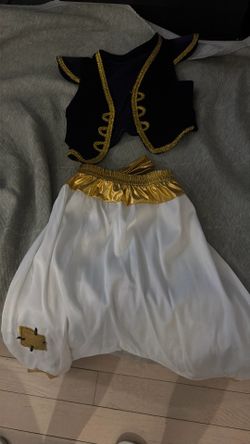 Aladdin costume size 3
