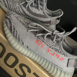 Yeezy Boost 350 V2