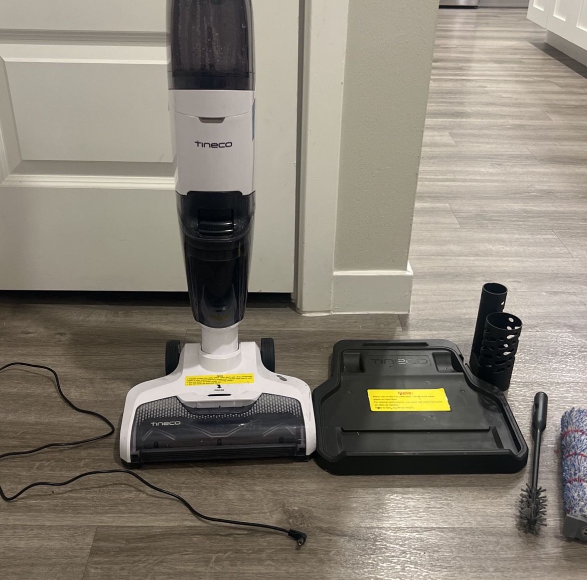 Tineco iFloor2 Vacuum Mop