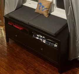 📺 TV Stand / Bench