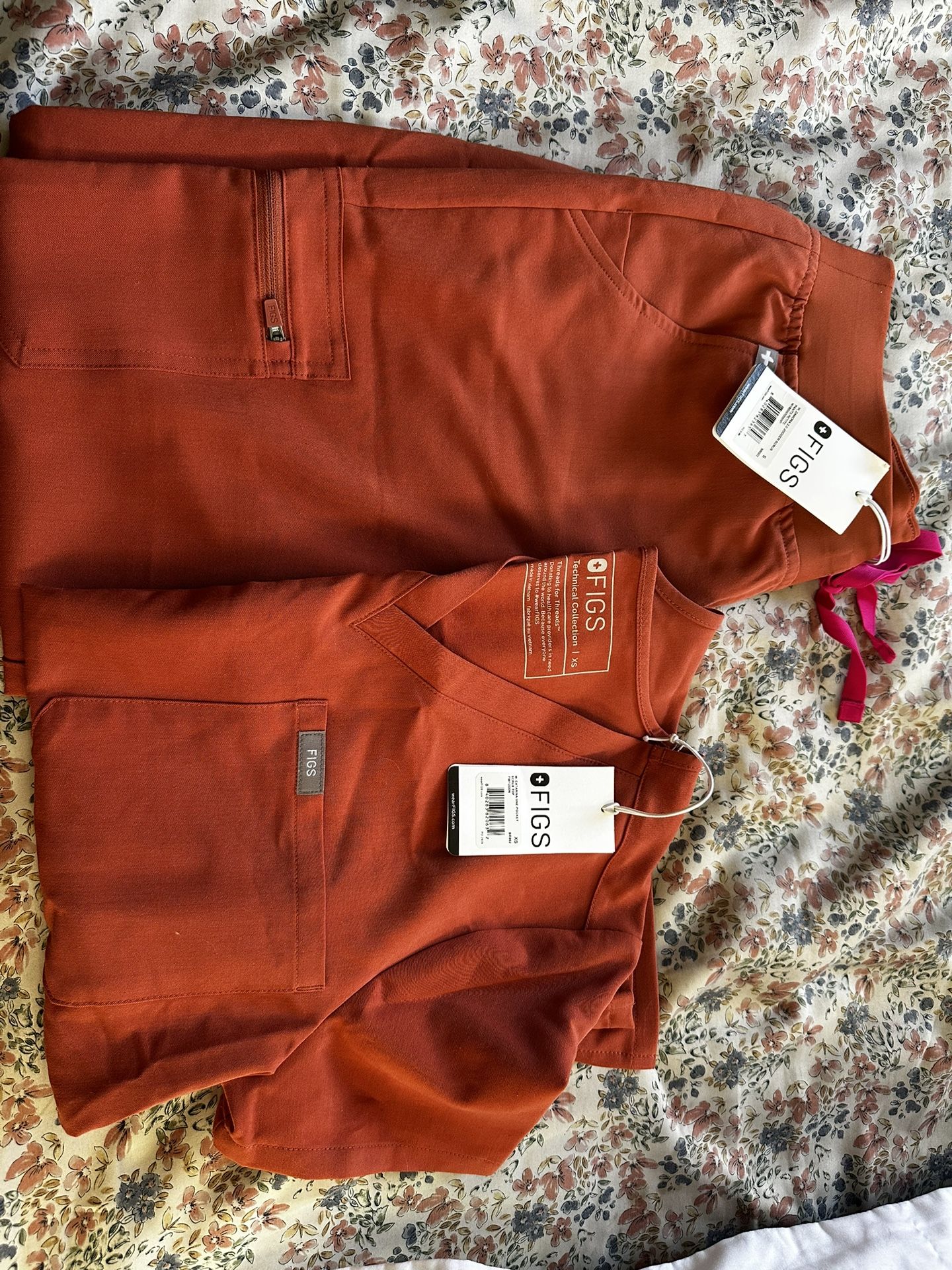 FIGS - Terracotta Catarina Scrubs