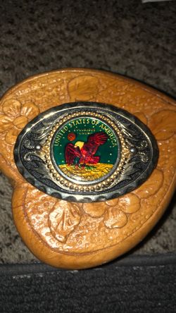 Vintage 1970s Bald Eagle One Dollar Coin Belt Buckle Made In Usa