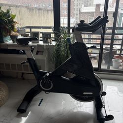 Rally Core Spin Bike
