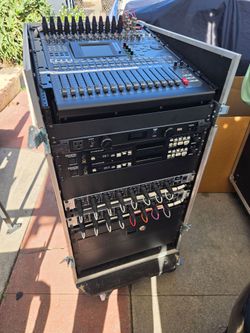Mobile pro audio rack