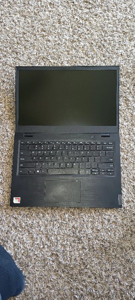 Lenovo Laptop 4 Sal3