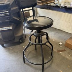 New Harbor Freight Workbench Chair/Stool  Adjustable Shop Stool With Backrest, Black 