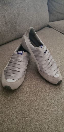 Ladies Puma Slip On Sneakers