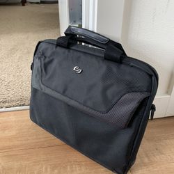 Solo Laptop Brief