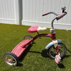 Radio flyer tricycle.
