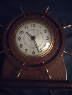 Vintage Seth Thomas Ships Wheel Clock 