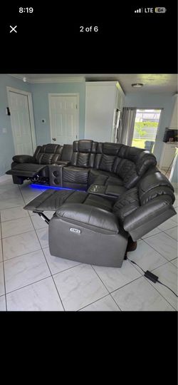 Power recliner sectional sofa