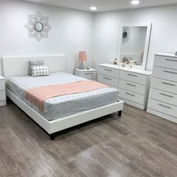 Bedroom Set ( Juego De Cuarto)💮Sold separately too💮Fast delivery