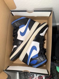 Jordan 1s SIZE 10 ( used )