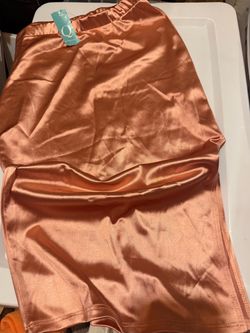 New skirt size S