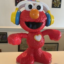 Sesame Street Let s Dance Elmo 12