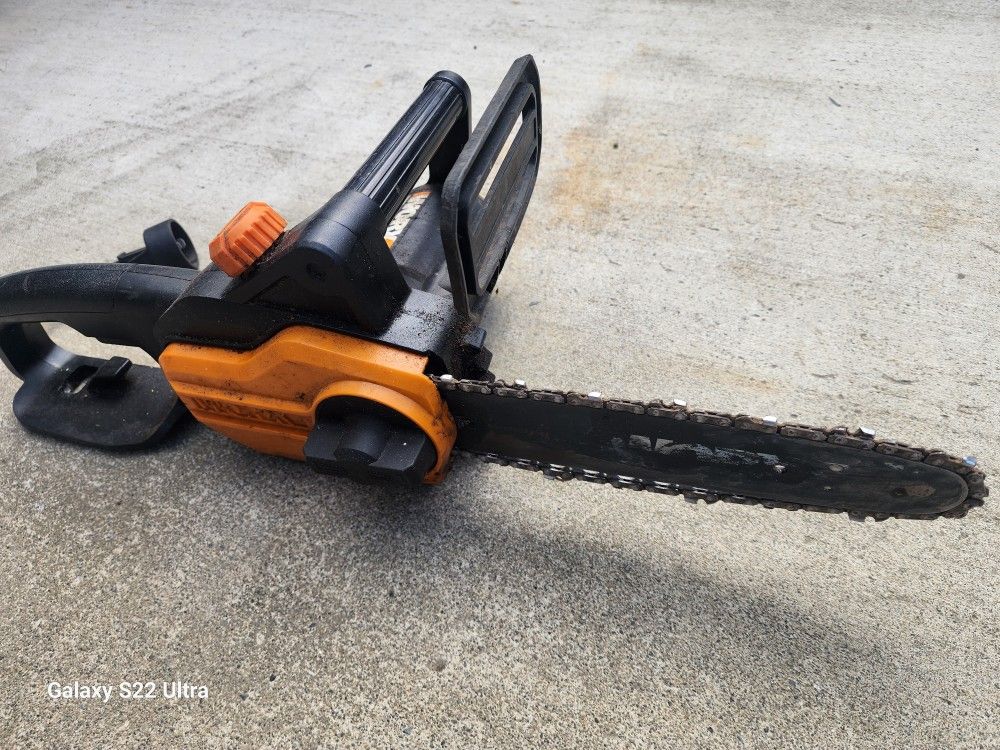 Corded WORX Chain Saw