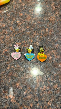 Disney Pins Daisy, Donald, & Pluto Hearts