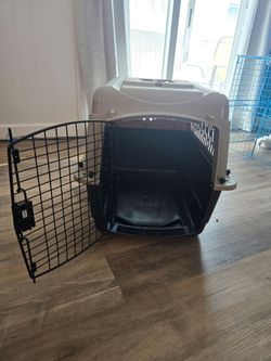 Top Paw medium dog crate