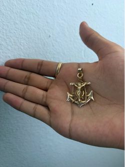 10K Jesus Christ -Anchor Pendant