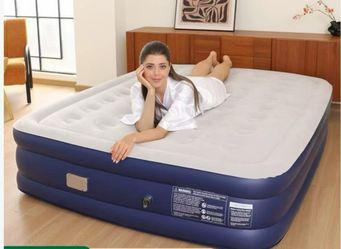 Queen Size Raised Inflatable Air Mattress