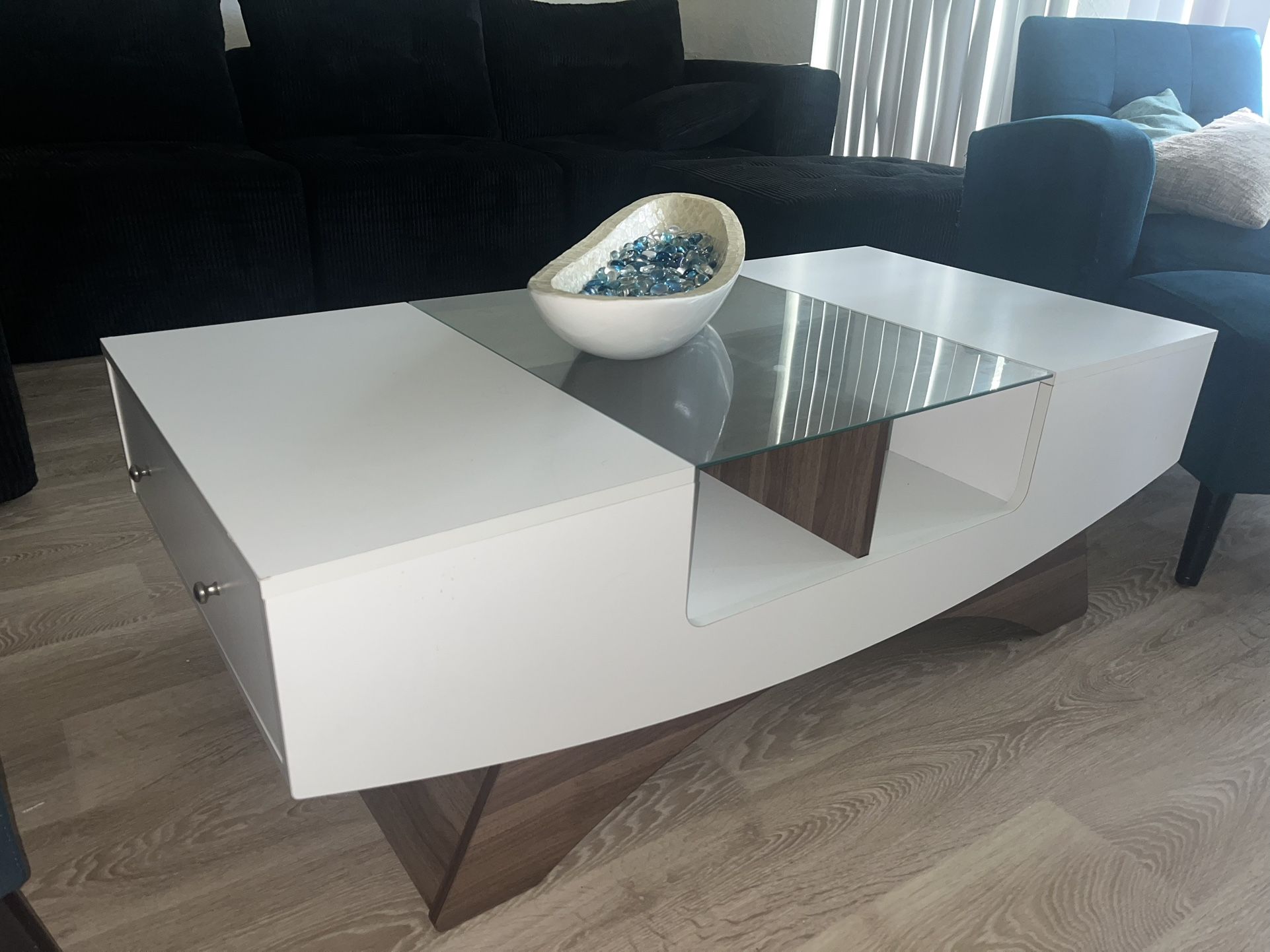 Living Room Table