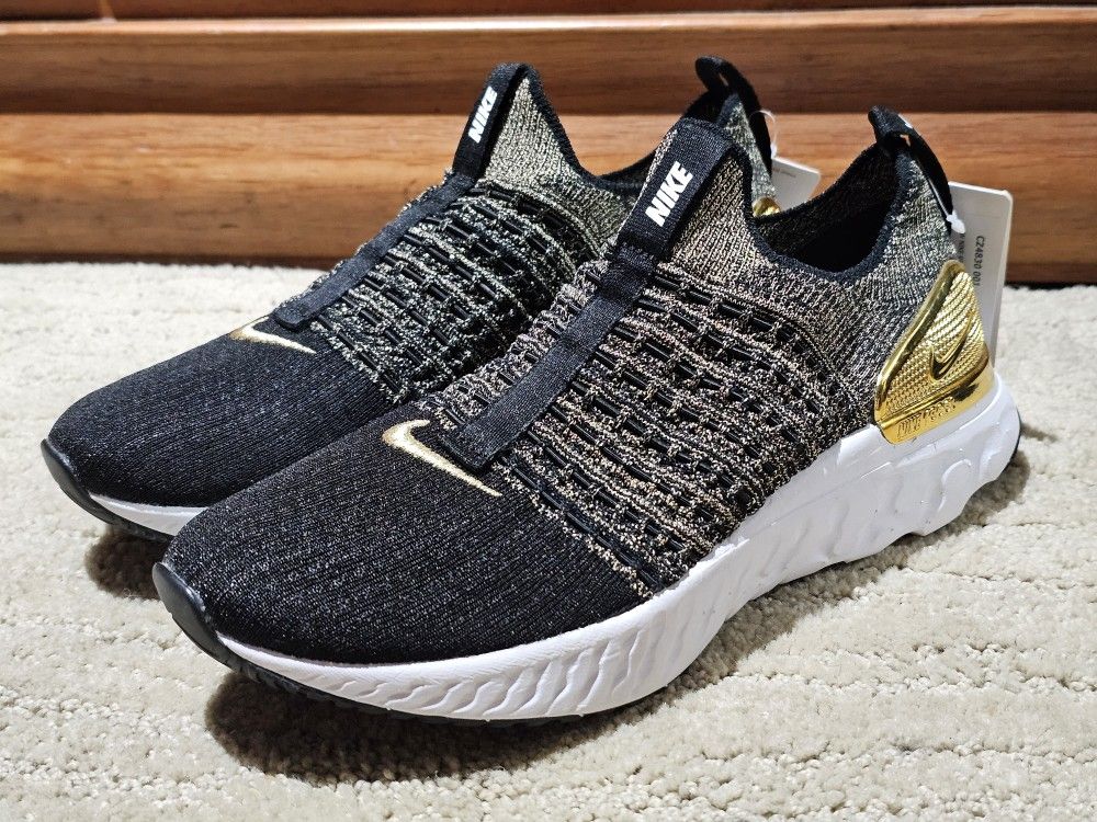 Nike React Phantom Run Black/Met Gold Women's Sz