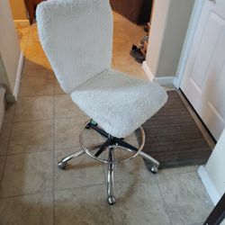 Pottery Barn Draft Swivel Chair