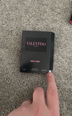 Valentino Born in Roma Eau de Toilette 1.2 ml Sample