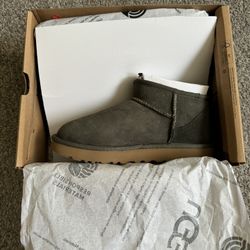 Ugg Ultra Mini 