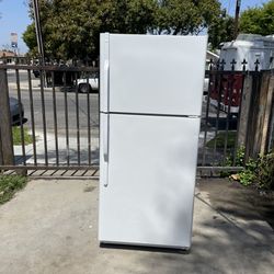 GE Refrigerator 18 Cu Ft ✅ 30 Days Warranty ✅🚚 free Delivery 10 Miles 🚚