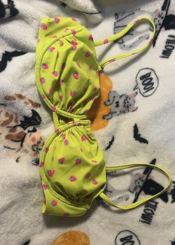 Wild Fable Neon Green Strawberry Bikini – Top M + Bottoms XS & M | Never Worn 