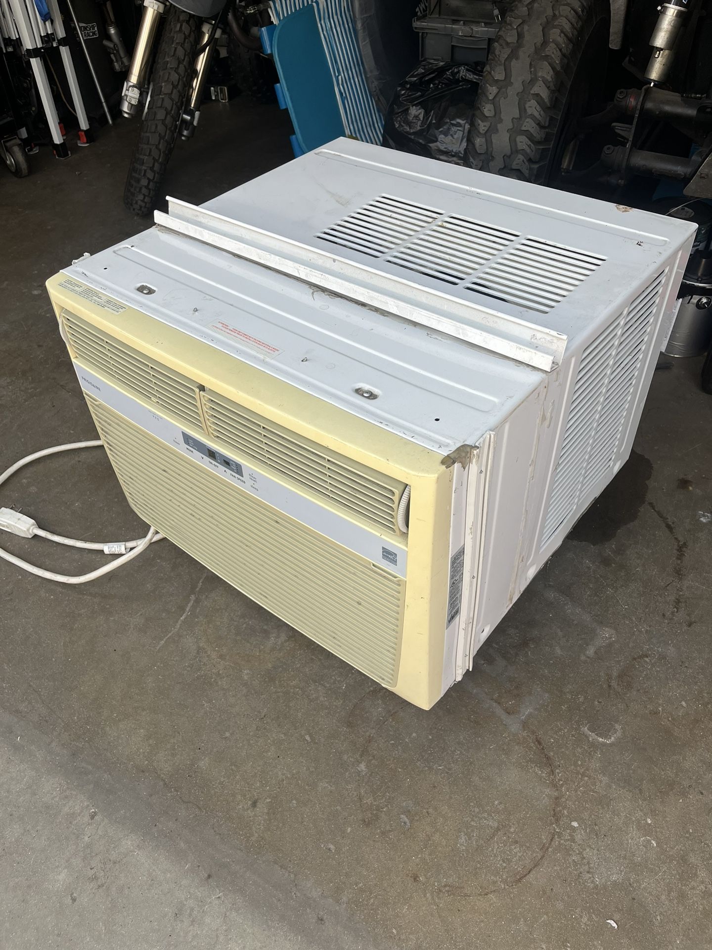 Ac Unit 25000 BTU