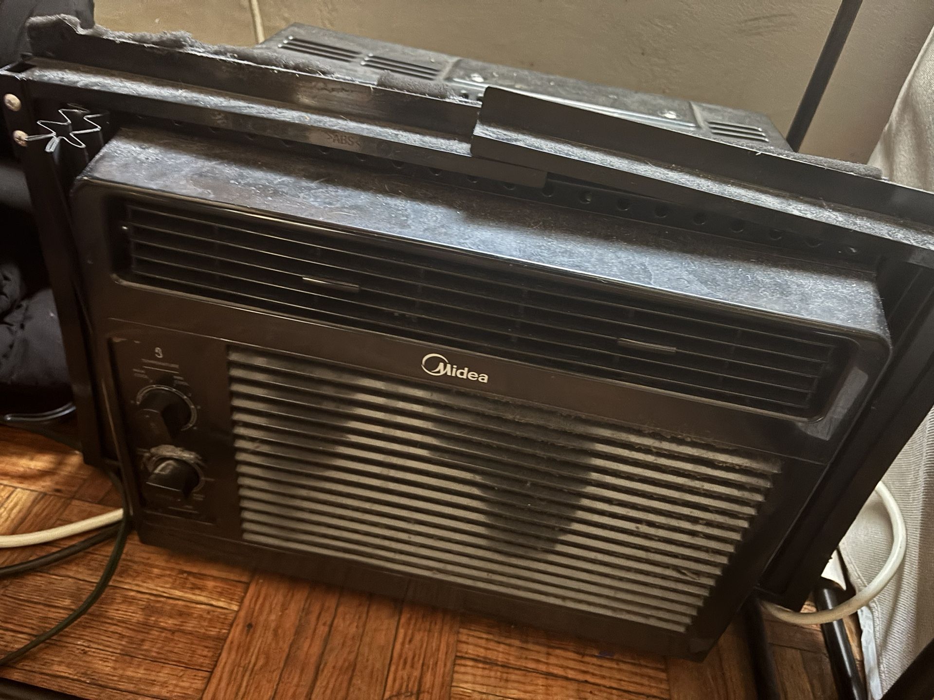 Midea Air Conditioner