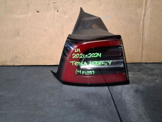 2021-2022-2023-2024 TESLA MODEL Y LEFT SIDE TAIL LIGHT (4PINS) OEM USED #12467