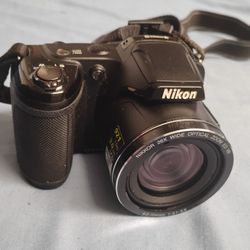 Nikon Coolpix L810 16.1MP Digital Camera Black 26x Optical Zoom With Camera Case