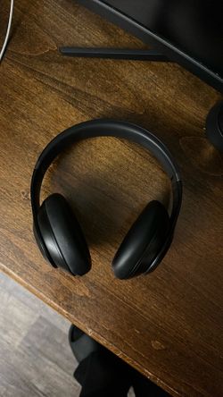 Beats Studio pros