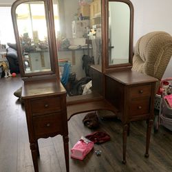Antique Solid Wood Vanity With Original Mirrors And Knobs