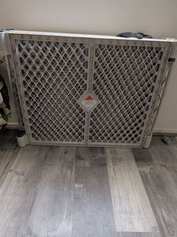 BABY 6 PANEL GATE