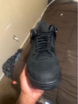 Black cat 4s 2025