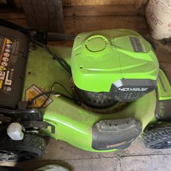 21” Greenworks Lawnmower 40volt Max