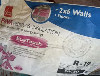 pink fiber glass insulation