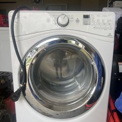 Whirlpool Duet 7.3-cu ft Stackable Steam Cycle Electric Dryer
