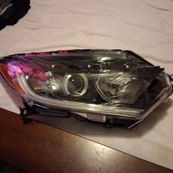 Honda Hrv Headlight Right Side 
