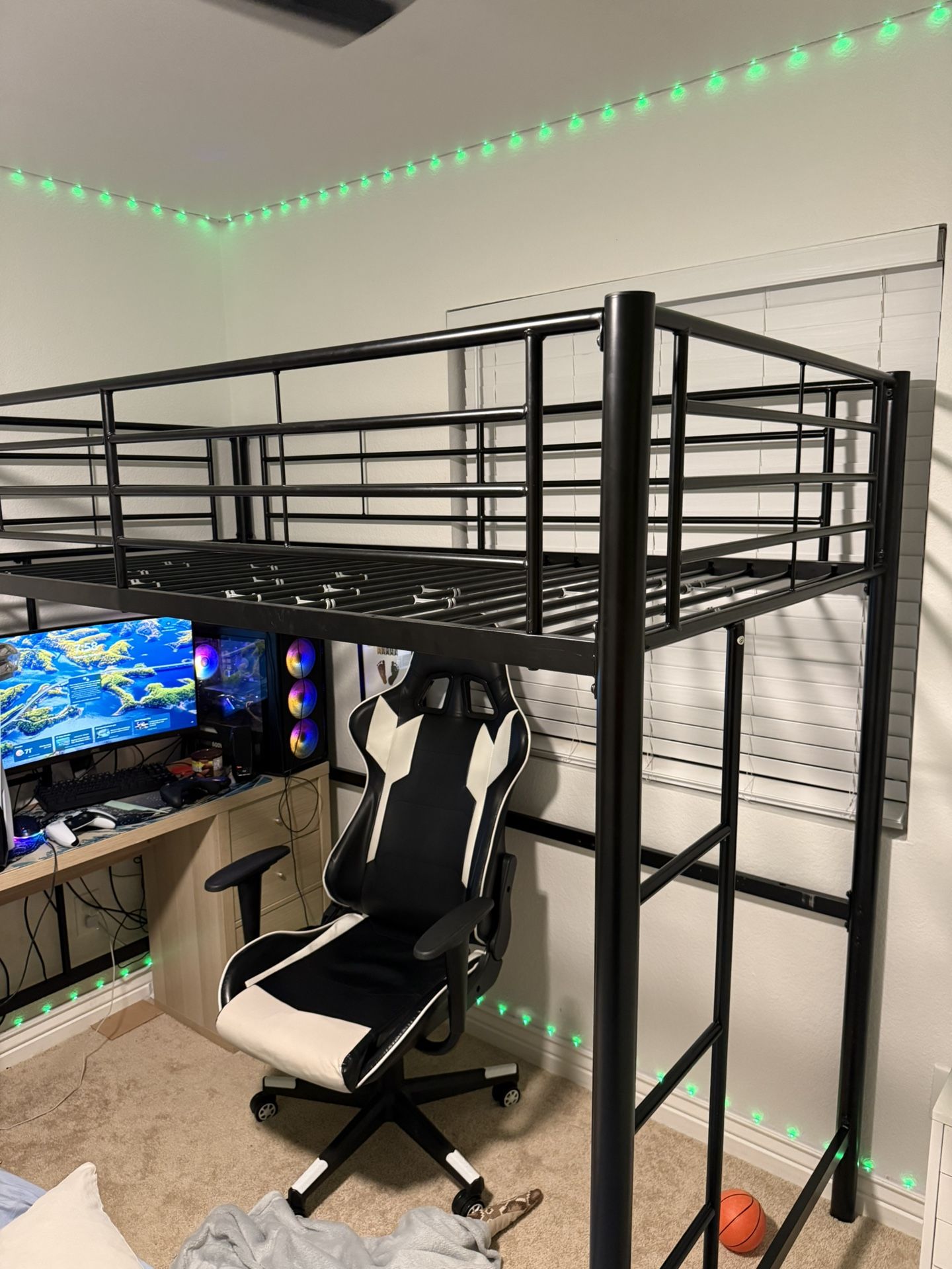 Black Metal Dorm Bed Loft