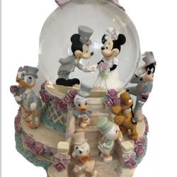 Disney Mickey&Minnie Wedding Snow Globe