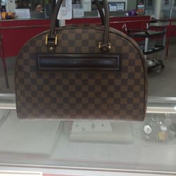 Louis Vuitton Purse Layway Available 10% Down If You Interested Please Make Sure You Ask For Maribel Thank You 