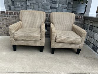 Two accent chairs like new
