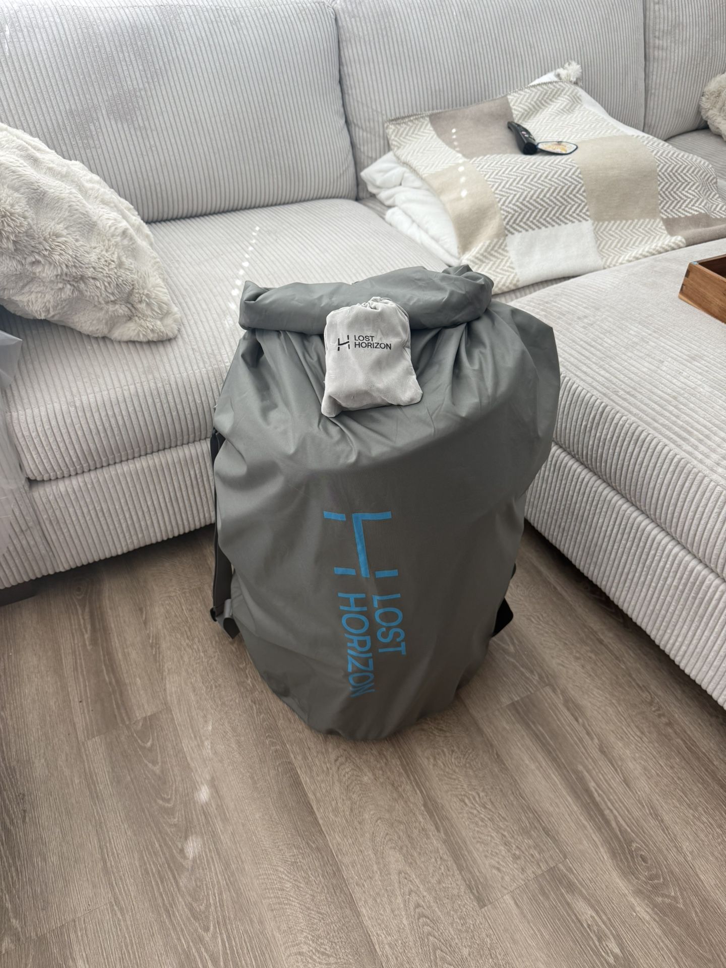 Lost Horizon Air Mattress with Air Pump for Model Y