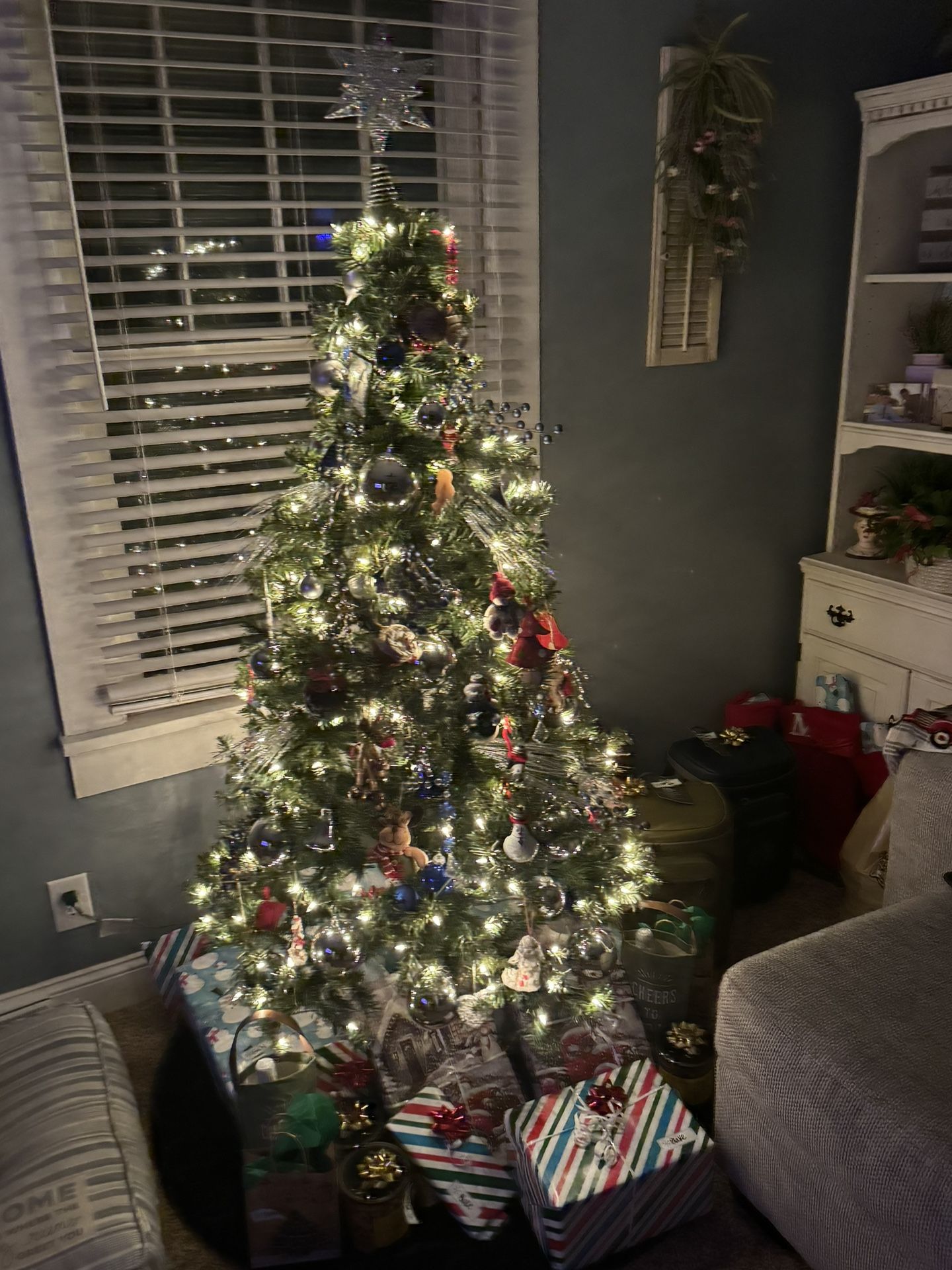 Free tree